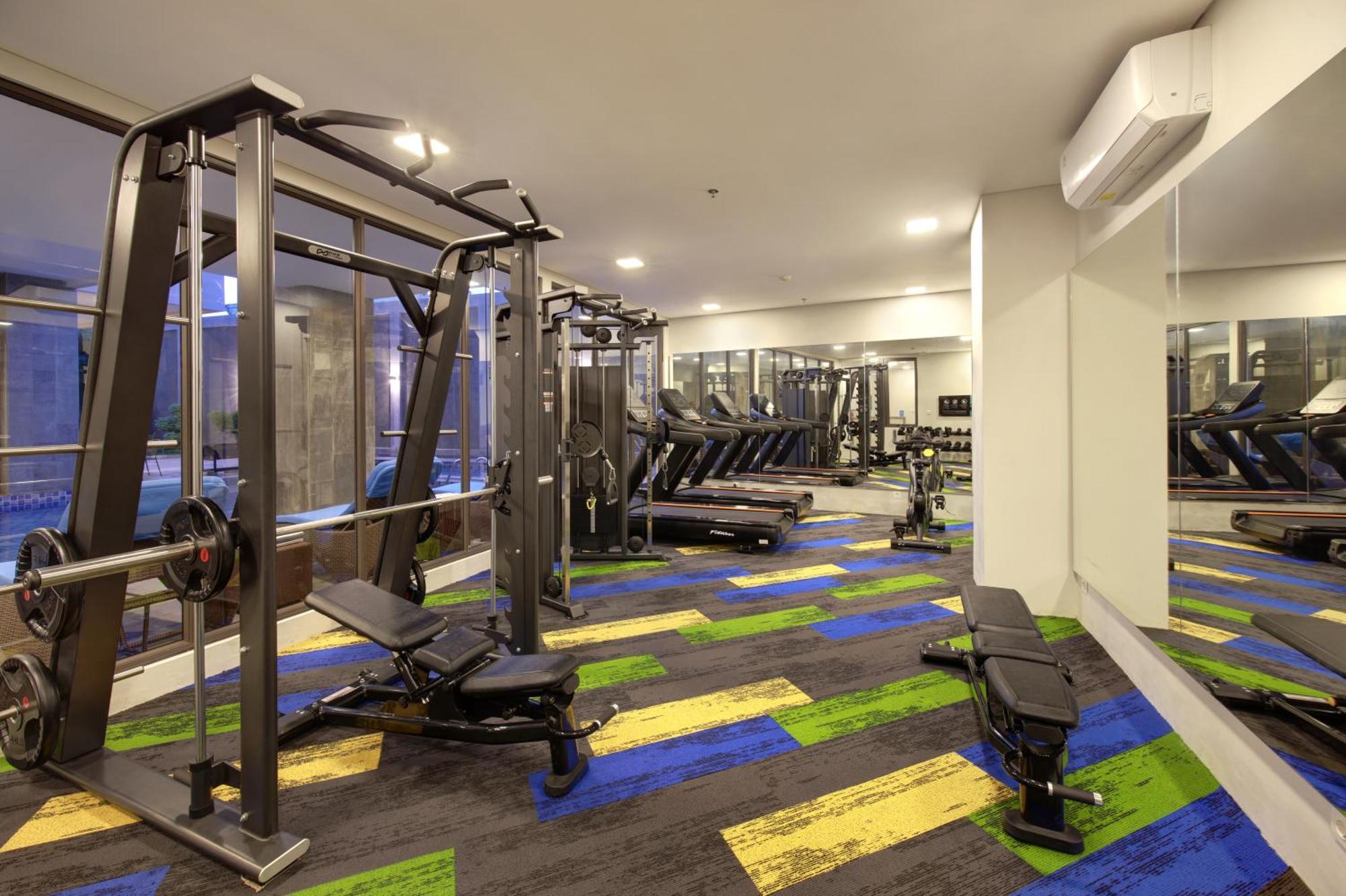 Aston Palu Hotel & Conference Center Luaran gambar